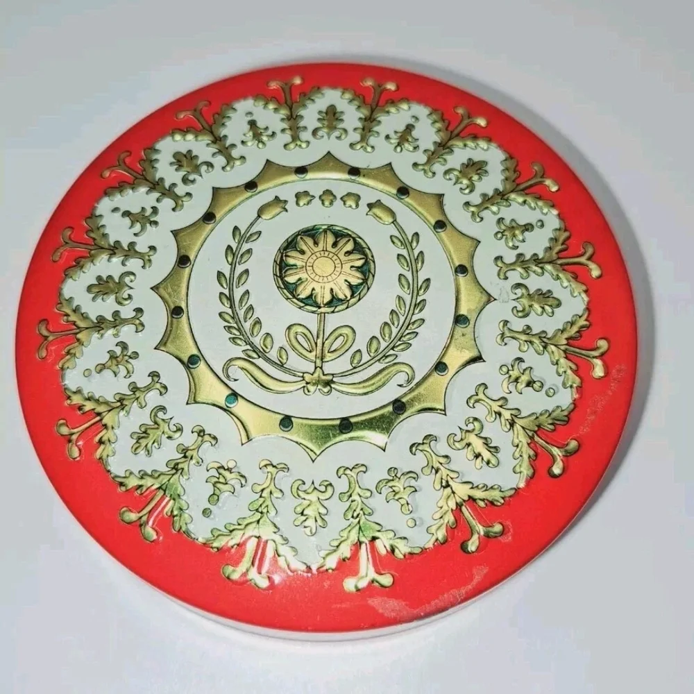 Baret Ware Vintage Miniature Container Tin Made In England Red Gold